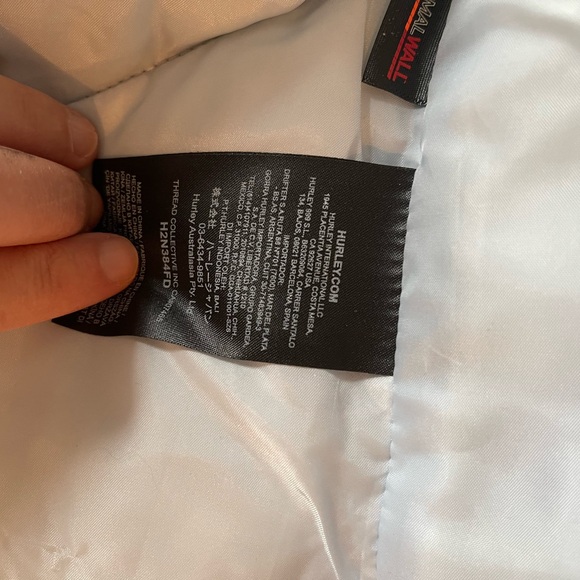 Hurley coat - Picture 8 of 8